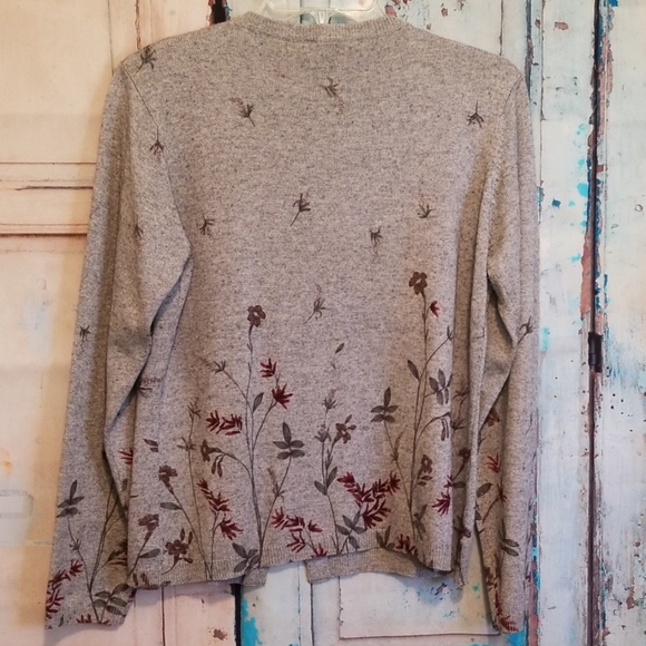 💥🔔Z-Line Floral Cardigan - Picture 4 of 4